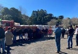 Prefeitura de Charrua realiza entrega de adubos para incentivar a produção local