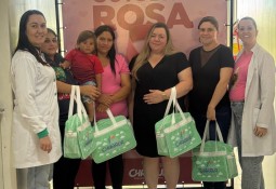 Gestantes da UBS de Charrua visitam maternidade do Hospital Santo Antônio e recebem bolsa de maternidade
