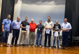 Charrua é contemplada com cinco beneficiários no Plano Safra RS Bônus Mais Leite