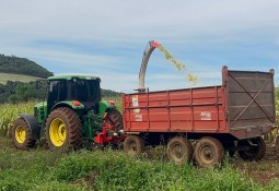Secretaria da Industria, Comércio, Agricultura e Meio Ambiente segue realizando serviços de apoio aos produtores rurais